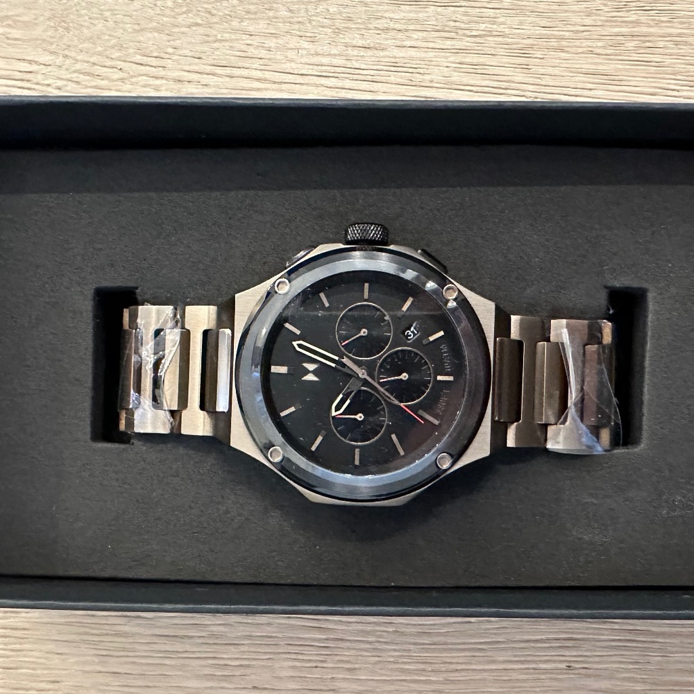 MVMT men’s watch